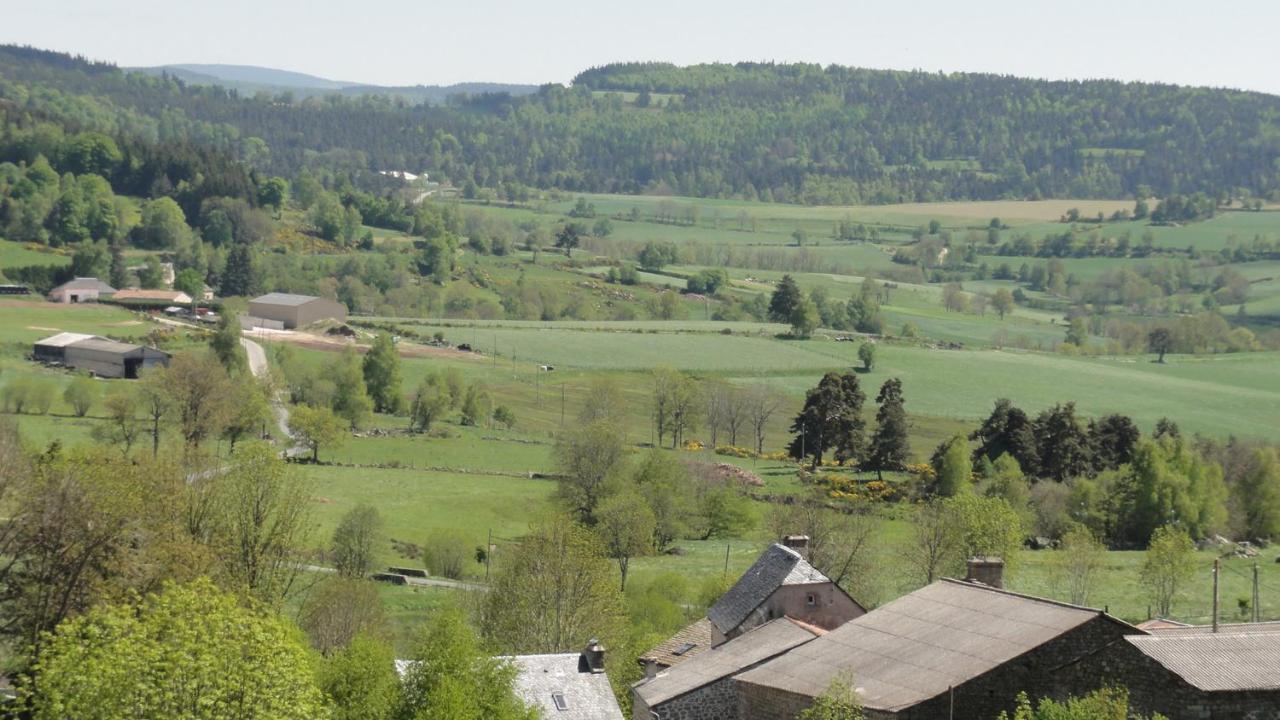 Gite Les Ducs Mialanes Екстериор снимка